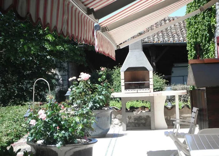 Le Bosc Bed & Breakfast Anthé